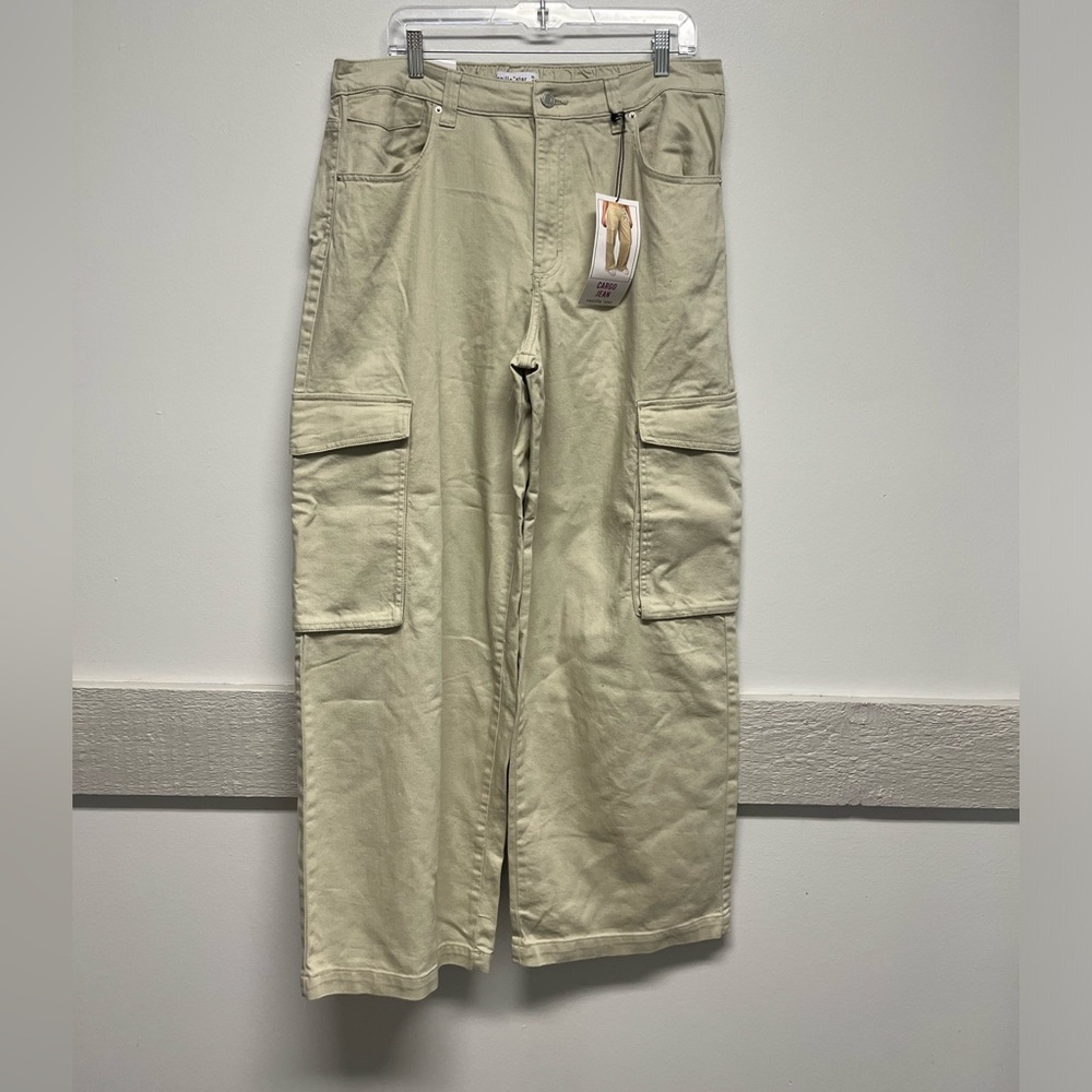 NWT Vanilla Star Cargo Jean XL